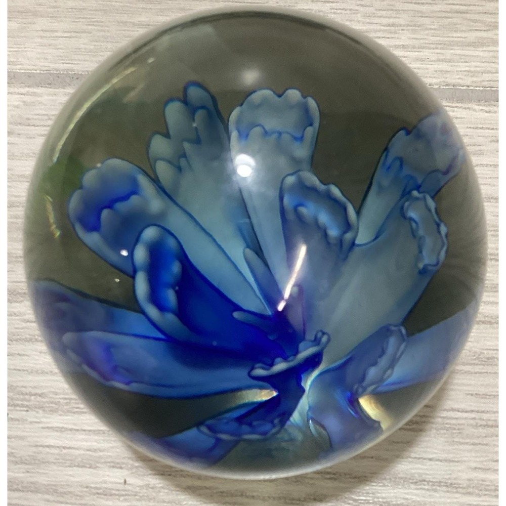 DYNASTY GALLERY Art Deco‎ Glass Paperweight 2.25x2.5" Heirloom Collectibles Blue